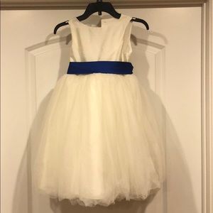 David’s Bridal Flower Girl Dress